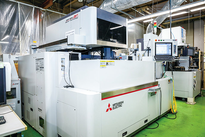 Ultrahigh precision wire-cut EDM meets customer’s precision requirements 